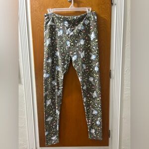 LuLaRoe Disney Alice in Wonderland Leggings